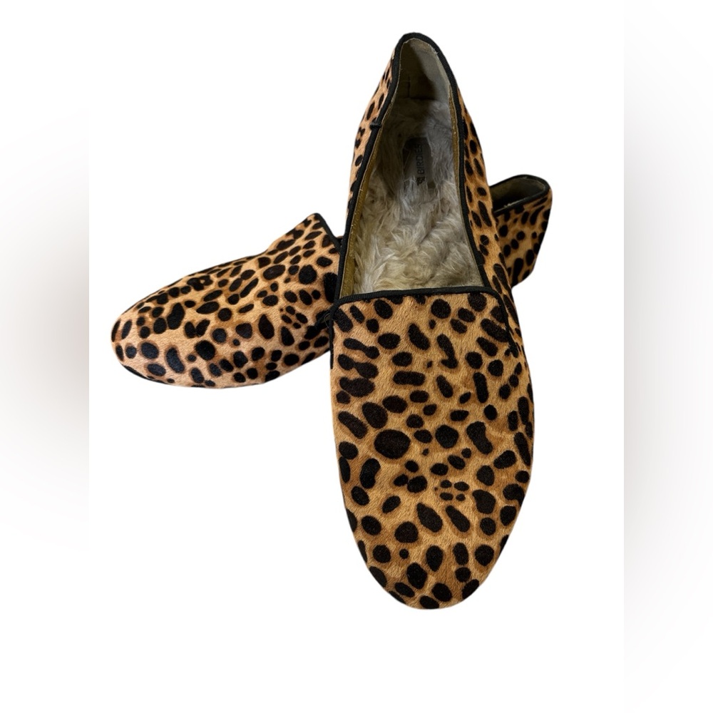 Birdies Starling Leopard Calf Fur flats with faux fur insoles - size 8